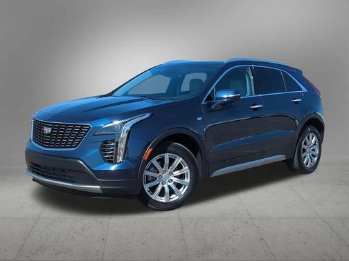 2022 Cadillac XT4 Premium Luxury