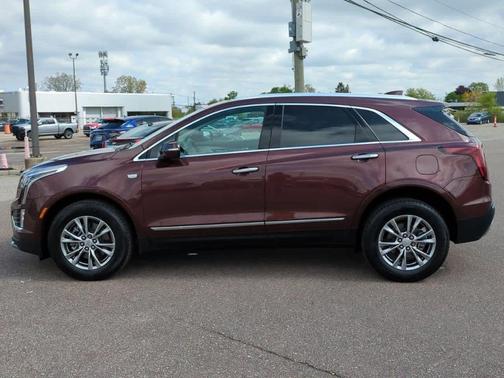2022 Cadillac XT5 Premium Luxury