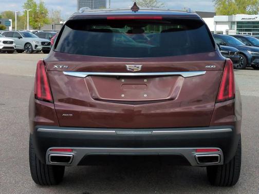 2022 Cadillac XT5 Premium Luxury