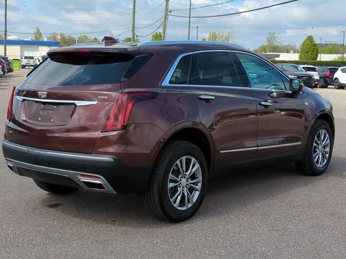2022 Cadillac XT5 Premium Luxury
