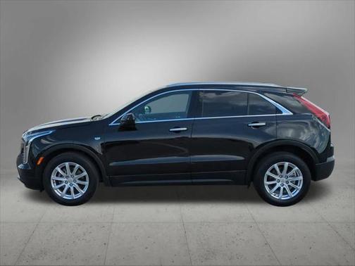 2022 Cadillac XT4 Luxury