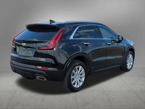 2022 Cadillac XT4 Luxury