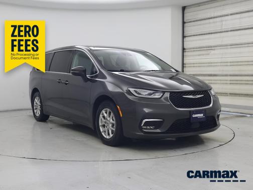 Gray 2023 Chrysler Pacifica Touring L