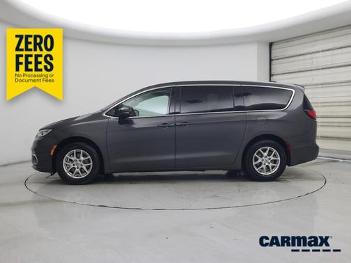 Gray 2023 Chrysler Pacifica Touring L
