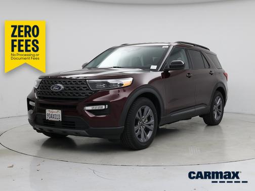 Burgundy 2022 Ford Explorer XLT