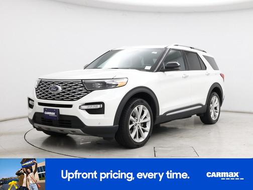 White 2022 Ford Explorer Platinum