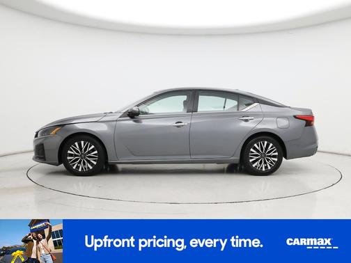 2023 Nissan Altima SV