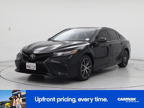 Black 2021 Toyota Camry SE