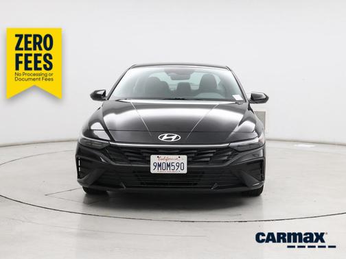 Black 2024 Hyundai ELANTRA SEL