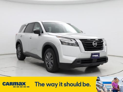 2024 Nissan Pathfinder S