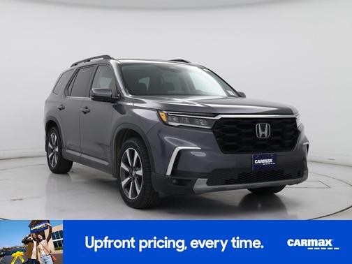Gray 2023 Honda Pilot Touring