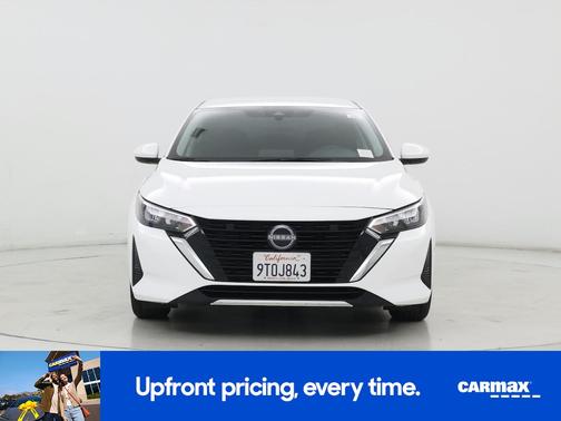 White 2025 Nissan Sentra SV