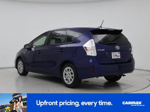 2014 Toyota Prius v Three