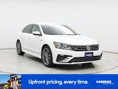 2017 Volkswagen Passat R-Line