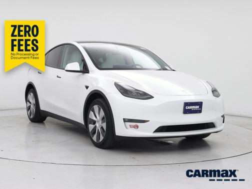 White 2023 Tesla Model Y Long Range