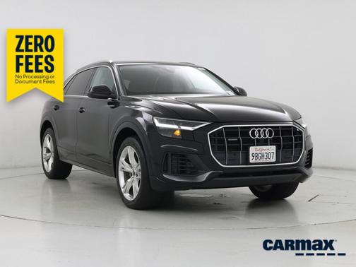 Black 2022 Audi Q8 Premium