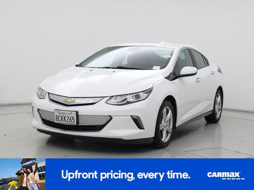 White 2018 Chevrolet Volt LT