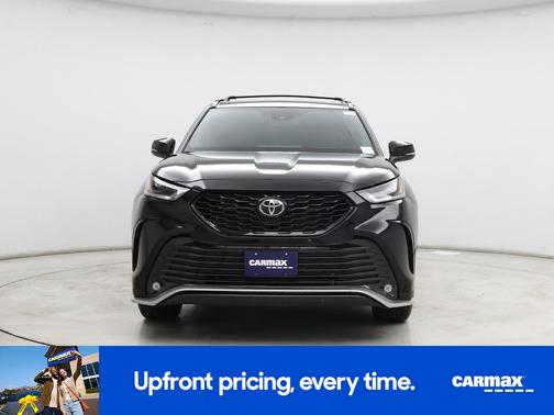 Black 2026 Toyota Highlander XSE