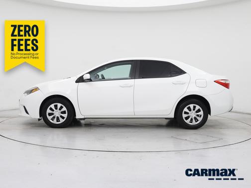 White 2016 Toyota Corolla LE