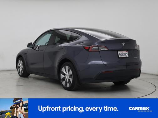 Gray 2023 Tesla Model Y Long Range