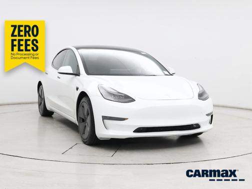 White 2022 Tesla Model 3