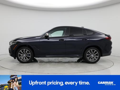 Black 2022 BMW X6 M50i