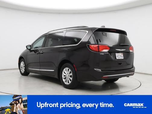 Brown 2017 Chrysler Pacifica Touring L