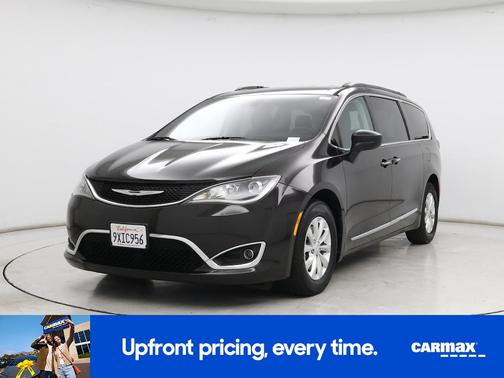 Brown 2017 Chrysler Pacifica Touring L