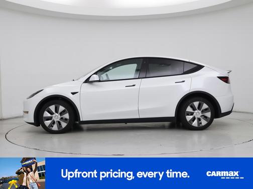 White 2023 Tesla Model Y Long Range