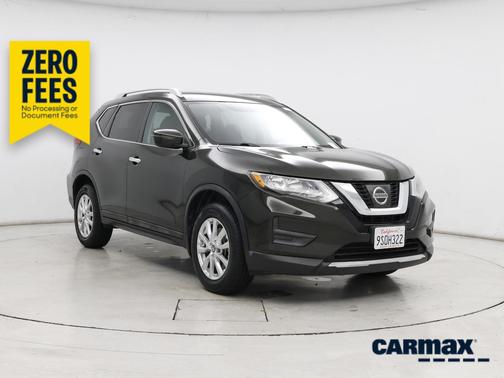 Green 2017 Nissan Rogue SV