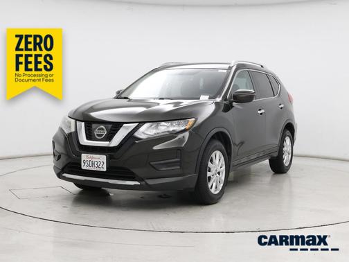 Green 2017 Nissan Rogue SV