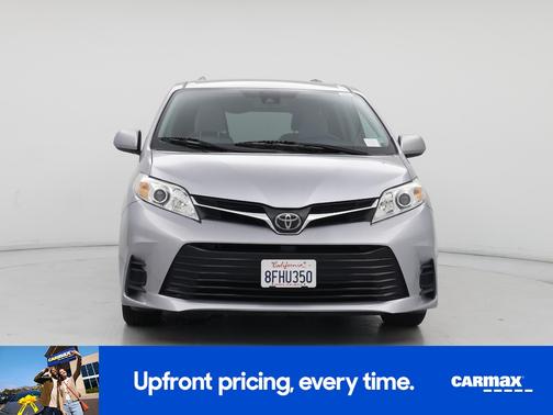 2018 Toyota Sienna LE