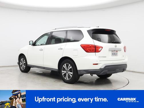 2018 Nissan Pathfinder SL