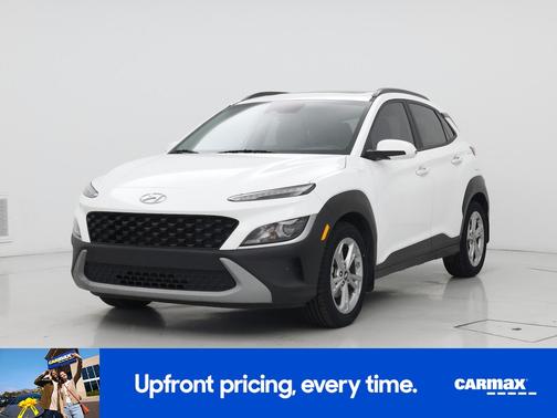 White 2022 Hyundai KONA SEL