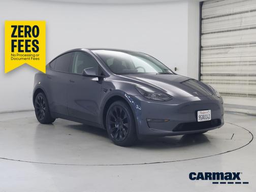 Gray 2023 Tesla Model Y Long Range