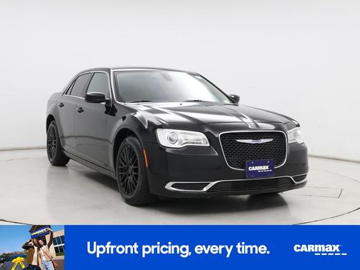 2019 Chrysler 300 Touring