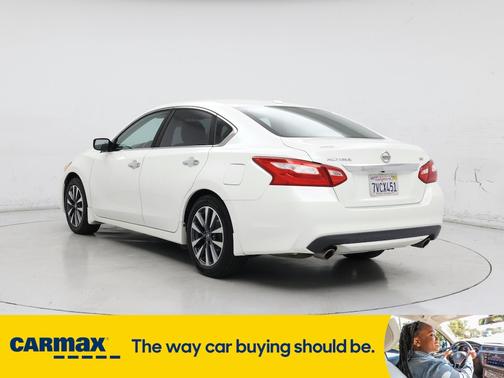 2016 Nissan Altima SV