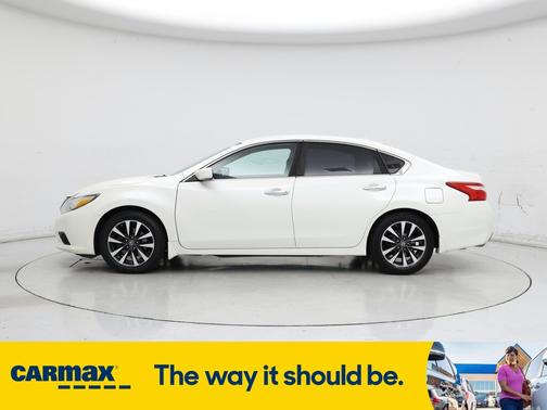 2016 Nissan Altima SV