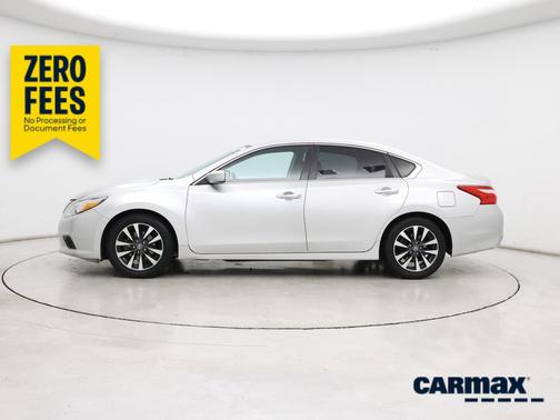 Silver 2017 Nissan Altima SV
