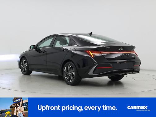 Black 2024 Hyundai ELANTRA Limited