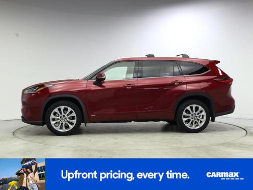 Red 2023 Toyota Highlander Hybrid Limited