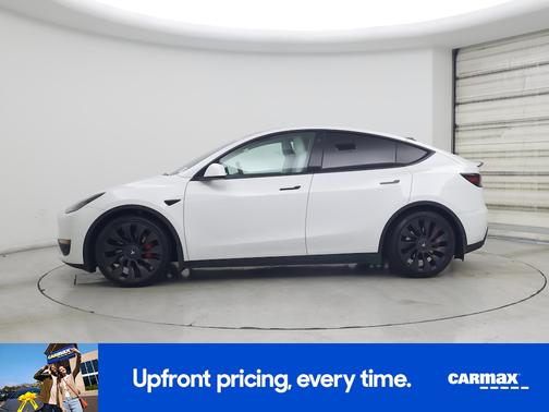 White 2023 Tesla Model Y Performance