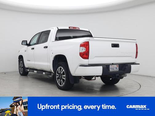 White 2018 Toyota Tundra SR5