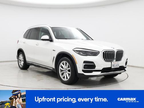 White 2022 BMW X5 PHEV XDrive45e
