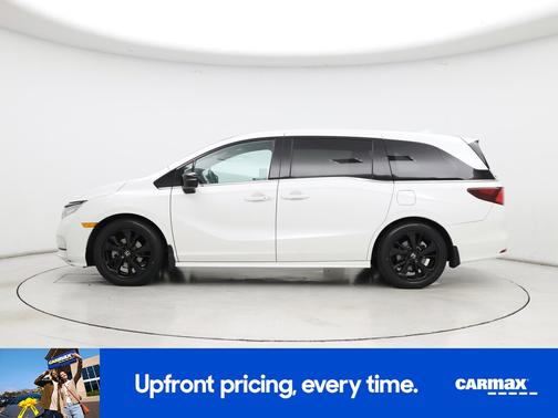 White 2023 Honda Odyssey Sport