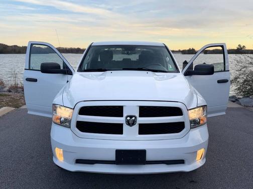 2015 RAM 1500 Tradesman/Express