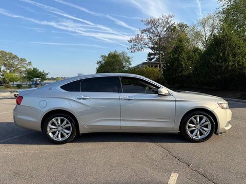 Silver Ice Metallic 2017 Chevrolet Impala 1LT