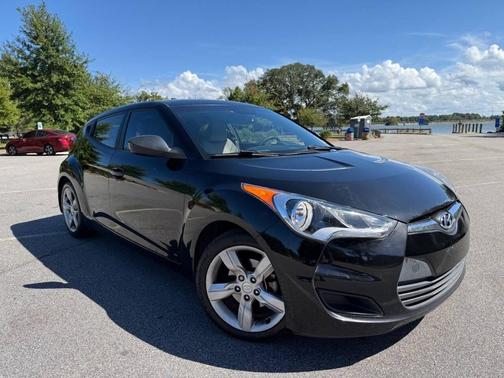 2014 Hyundai Veloster Base