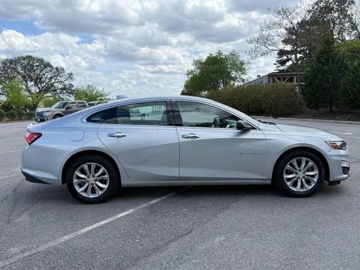 2020 Chevrolet Malibu FWD LT