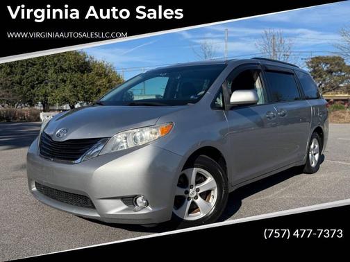 2011 Toyota Sienna LE